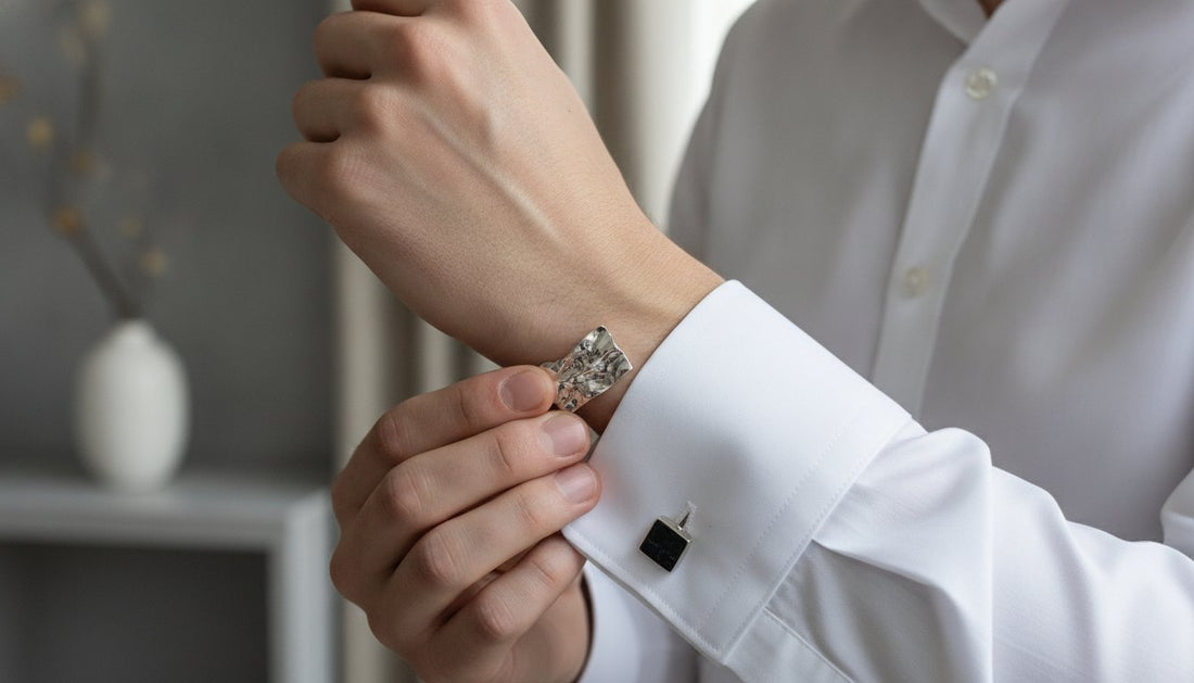 Crinkled Silver Cufflinks: A Comparison of Unique Men’s Styles in the UK