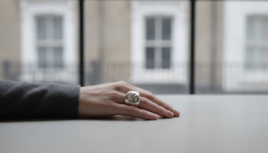 Handcrafted Statement Silver Rings for Women: A Guide to Bold British Artistry