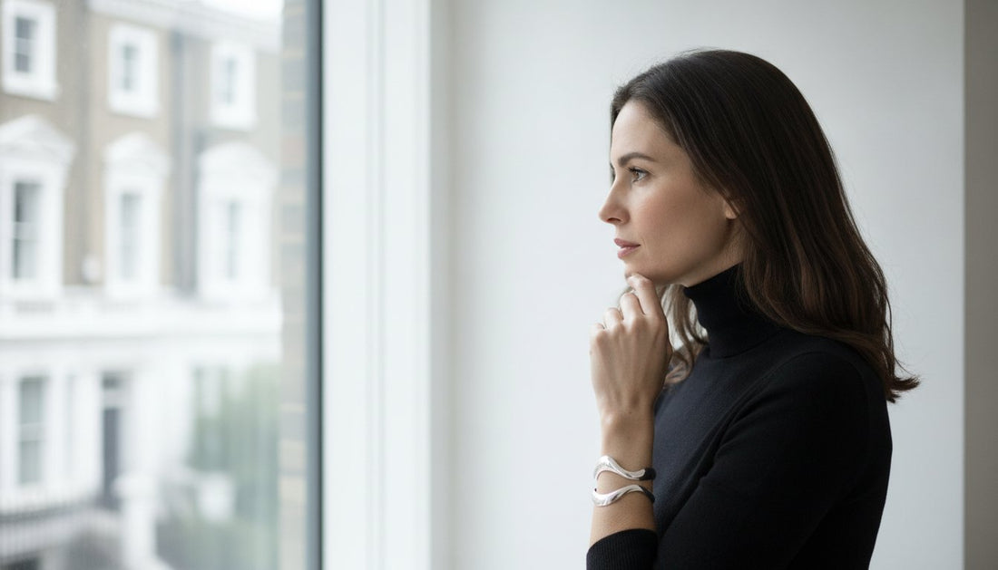 Wearable Art Jewellery UK: 5 Myths Debunked for the Modern Collector